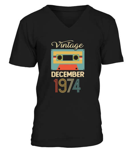 Vintage December 1974 45th Birthday 45 Year Gift Men's V-Neck T-shirt