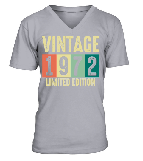 Vintage 1972 - 50 years old - 50th birthday gift V-Neck T-shirt