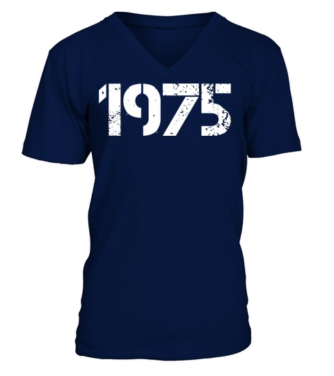 1975 Retro Vintage Birthday since in 1975 gift Men's V-Neck T-shirt