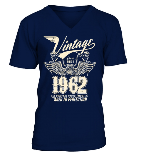 Vintage 1962 - 60 years old - 60th birthday gift V-Neck T-shirt