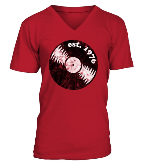 1976 vintage Men's V-Neck T-shirt