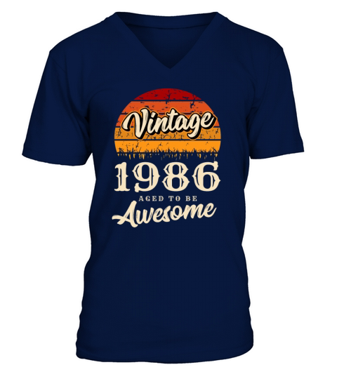 1986 Vintage born in Retro age Birthday gift idea Men's V-Neck T-shirt