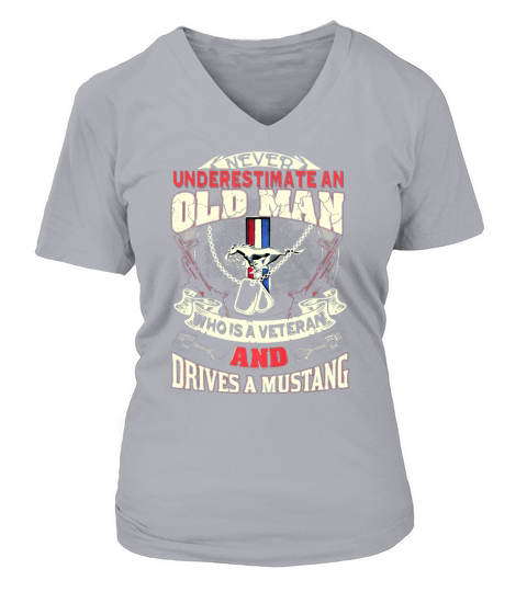 NEVER UNDERESTIMATE VETERAN MUSTANG V-neck T-Shirt Woman
