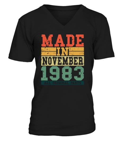 1983 Birthday November Vintage Saying Men's V-Neck T-shirt